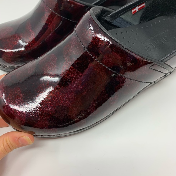 Sanita | Sparkle Patent Leather Professional Clogs - Picture 5 of 8